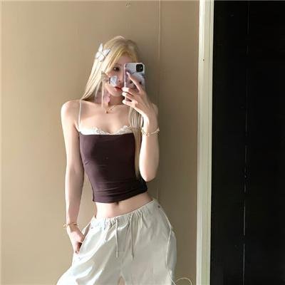不懂撒娇的女人粤语